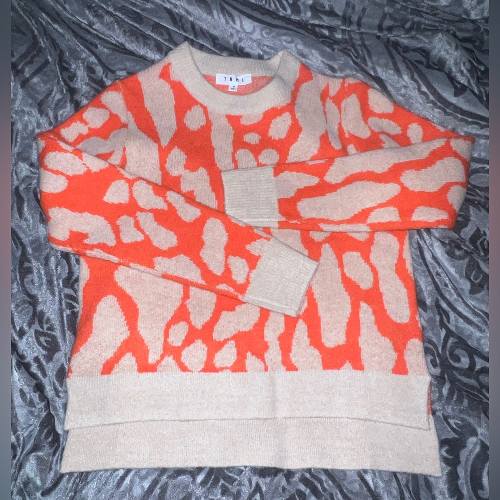 THML Size Small Orange and Beige Leopard Crewneck Long Sleeve Sweater